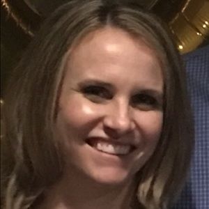 Meet your Posher, Jennifer